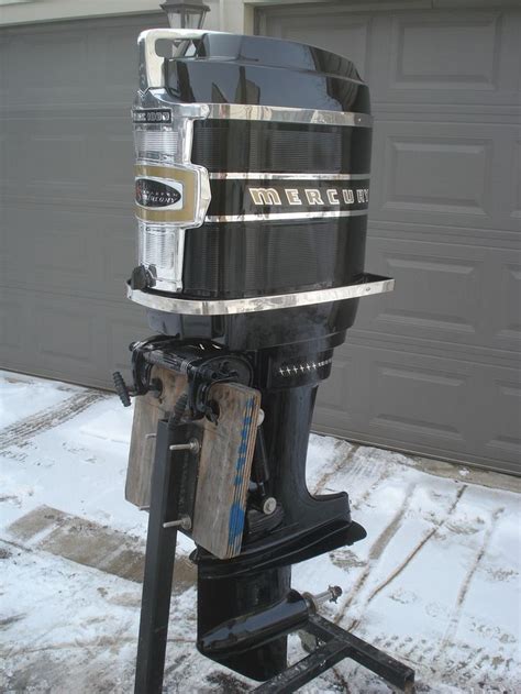 1998 Mercury Outboard 25 HP 4 Stroke Lower Engine Cowl Cover STBD 826278T7. . Older mercury outboard motor parts